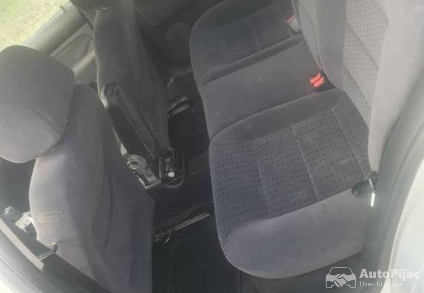 golf_4_16_6_polovni_automobili_autopijac.rs