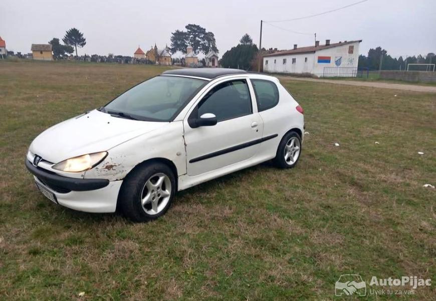 pezo20619dizelgodiste2002reg1512026_1_polovni_automobili_autopijac.rs