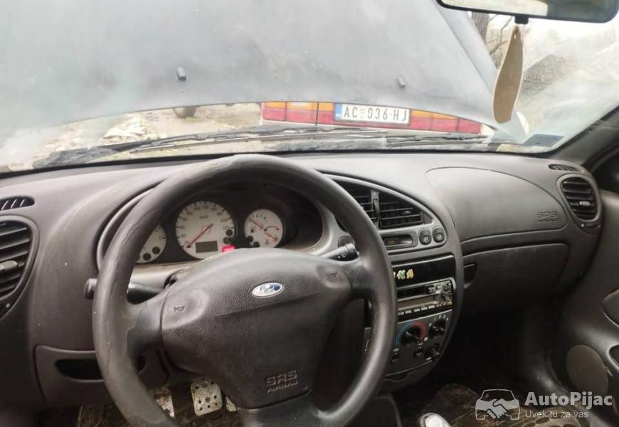ford_fiesta_13_zetec_2_polovni_automobili_autopijac.rs
