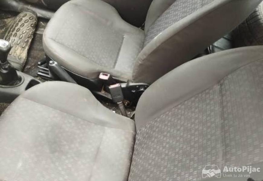 ford_fiesta_13_zetec_3_polovni_automobili_autopijac.rs