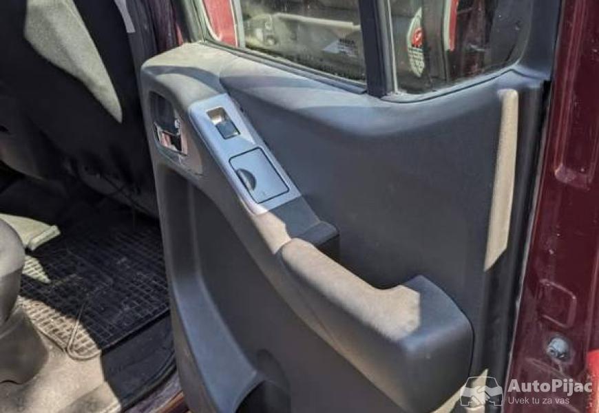 2006_nissan_navara_25cdi_11_polovni_automobili_autopijac.rs