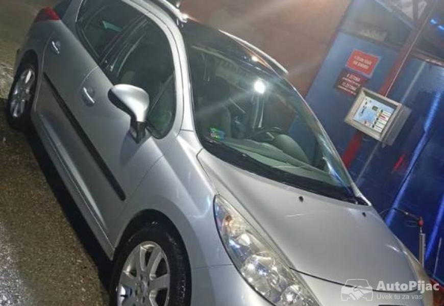 na_prodaju_auto_2_polovni_automobili_autopijac.rs