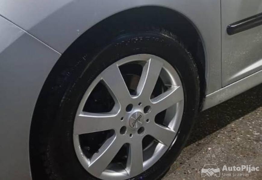 na_prodaju_auto_7_polovni_automobili_autopijac.rs