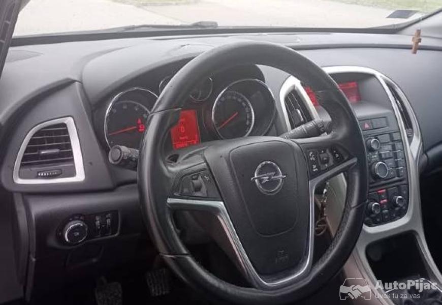 2010_opel_astra_j_benzingas_10_polovni_automobili_autopijac.rs