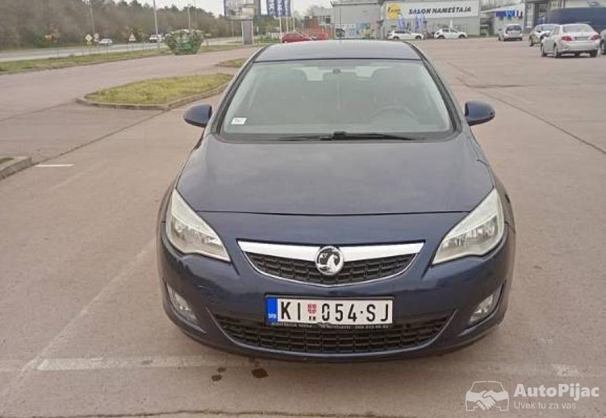 2010_opel_astra_j_benzingas_1_polovni_automobili_autopijac.rs