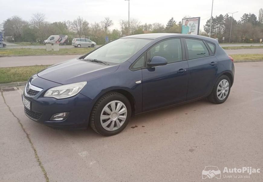 2010_opel_astra_j_benzingas_3_polovni_automobili_autopijac.rs