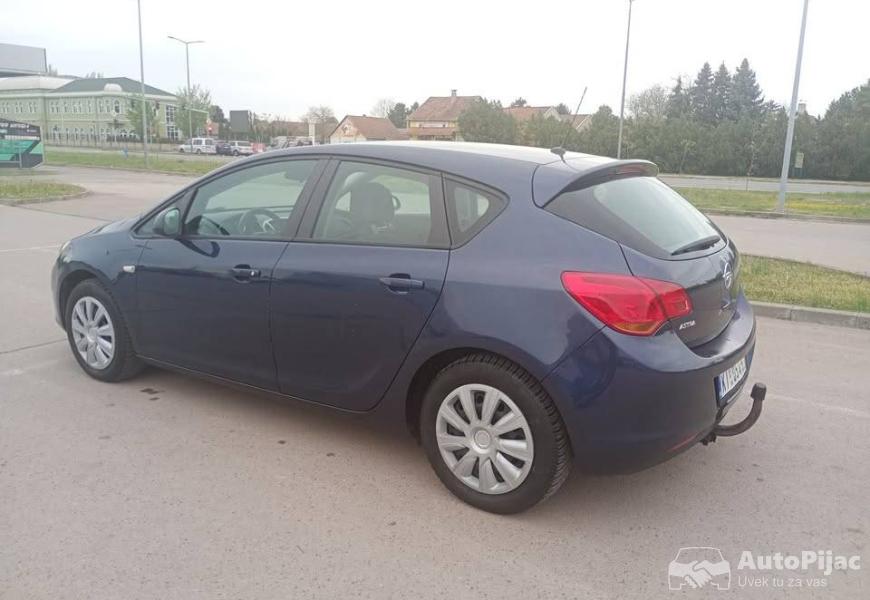 2010_opel_astra_j_benzingas_4_polovni_automobili_autopijac.rs