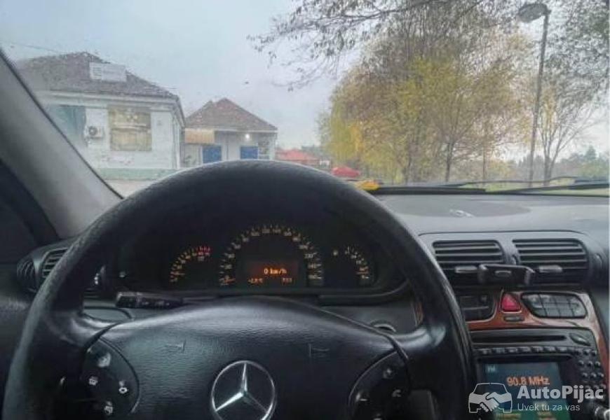 mercedes_c180_6_polovni_automobili_autopijac.rs