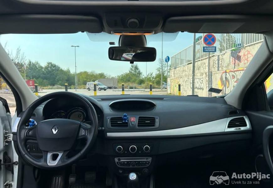 2009_renault_megan_3_12_polovni_automobili_autopijac.rs