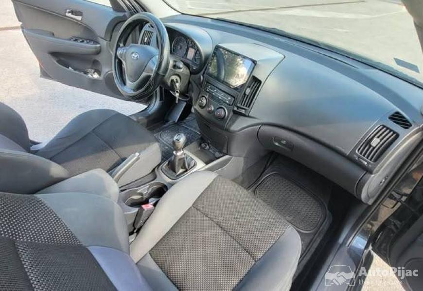 hyundai_i30_6_polovni_automobili_autopijac.rs