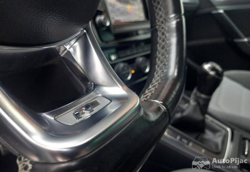 2014_volkswagen_golf_7_rline_9_polovni_automobili_autopijac.rs