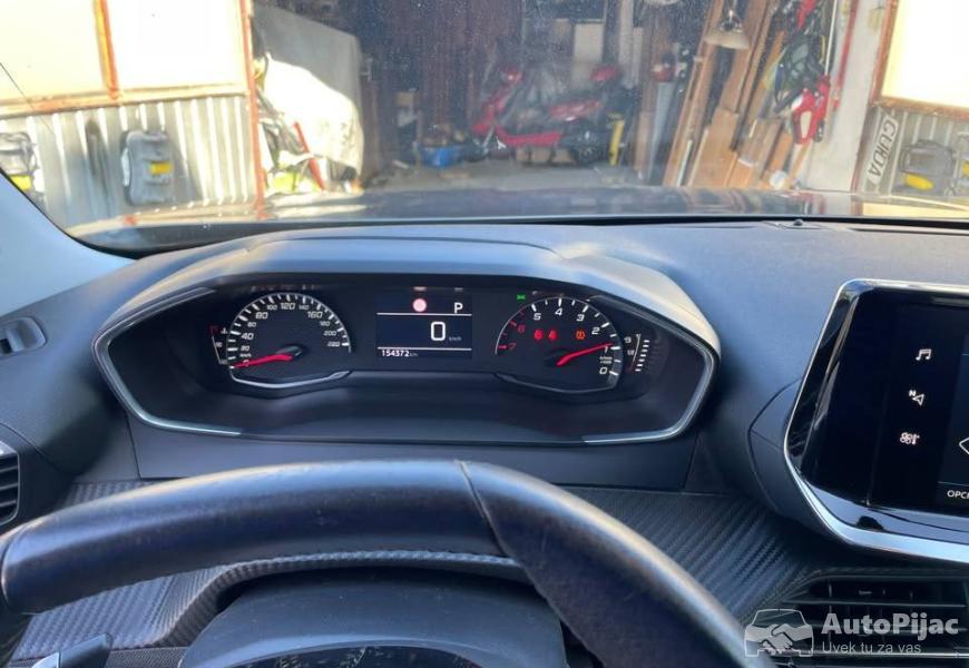 2021_peugeot_2008_12_alure_puretech_5_polovni_automobili_autopijac.rs
