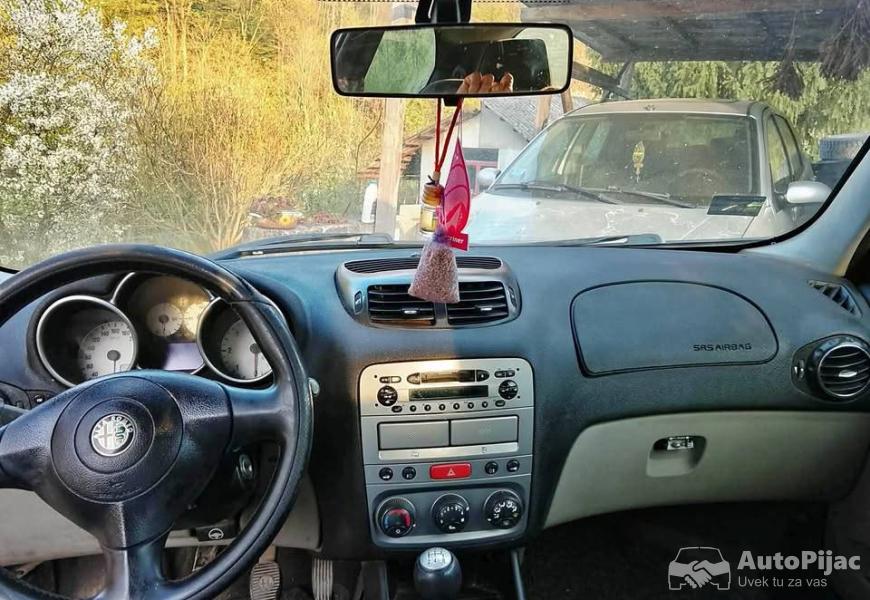 2002_alfa_1_polovni_automobili_autopijac.rs