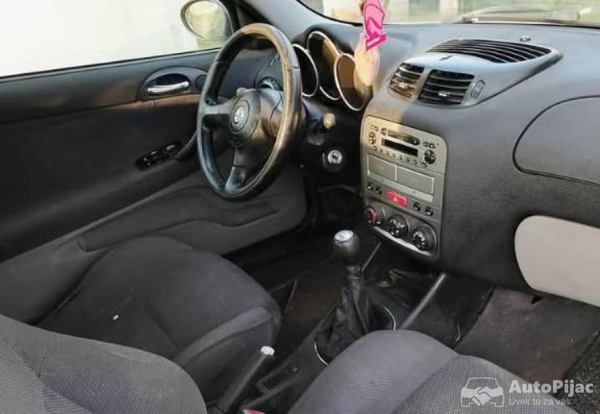 2002_alfa_5_polovni_automobili_autopijac.rs