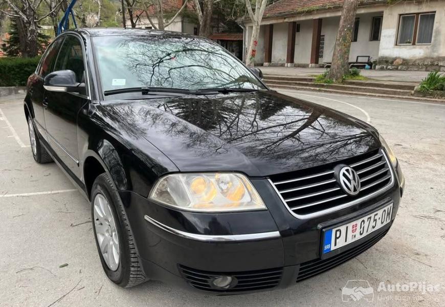pasat_b55_19tdi_131ks_2004god_2800e_smart_fortwo_b_1_polovni_automobili_autopijac.rs