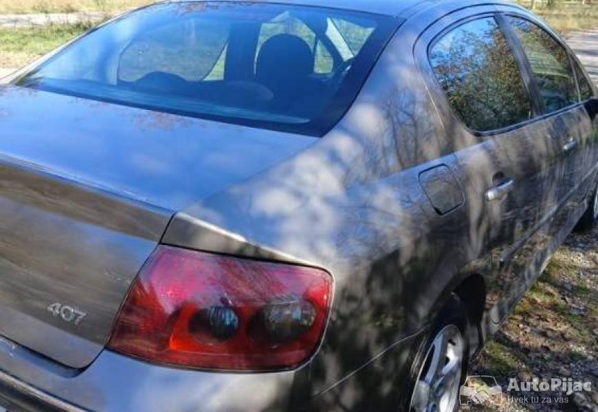 pezo_407_20_benzin_plin_4_polovni_automobili_autopijac.rs