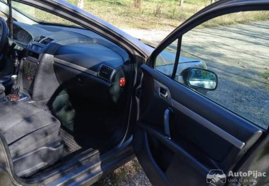 pezo_407_20_benzin_plin_8_polovni_automobili_autopijac.rs