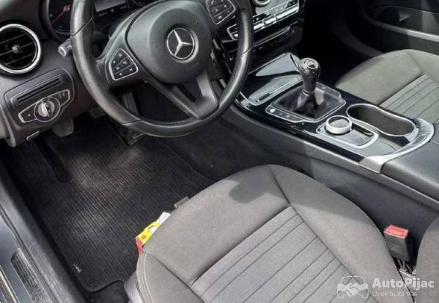 2017_mercedesbenz_c200d_7_polovni_automobili_autopijac.rs