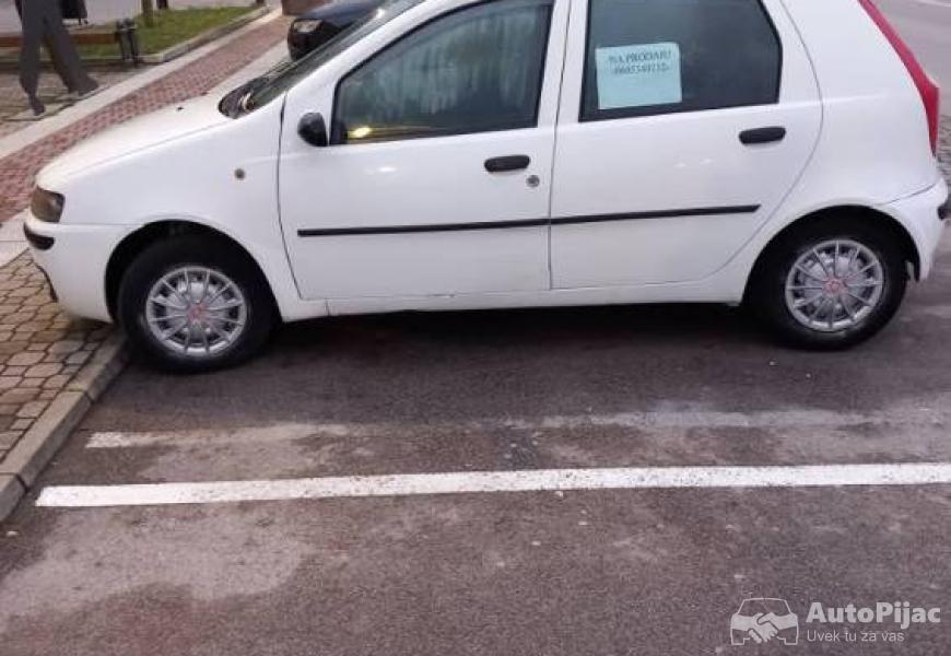 12_8v_2001god_5_polovni_automobili_autopijac.rs
