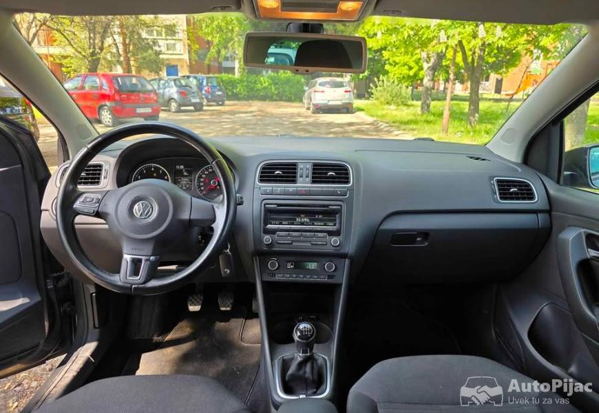 2014_volkswagen_polo_15_polovni_automobili_autopijac.rs