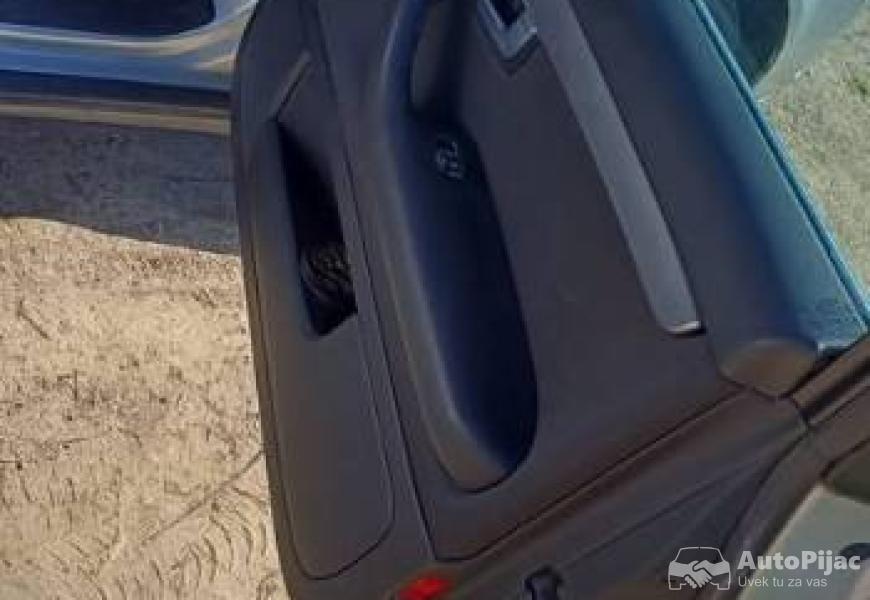 audi_a4_19tdi_131ks_8_polovni_automobili_autopijac.rs