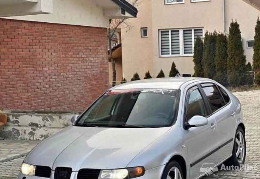 seat_leon_240ks_1_polovni_automobili_autopijac.rs