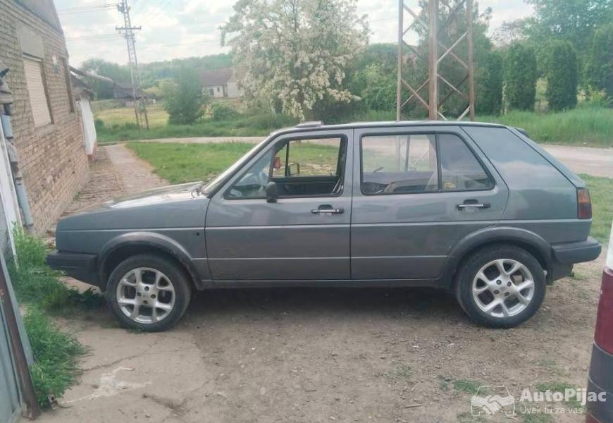 gollf_2_4_polovni_automobili_autopijac.rs