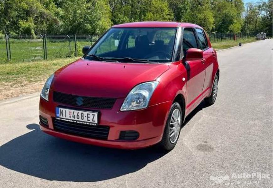 suzuki_swift_1_polovni_automobili_autopijac.rs