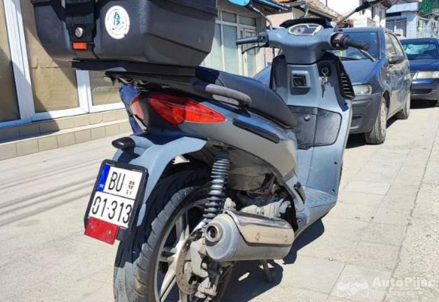 aprilia_sportcity_125_7_polovni_automobili_autopijac.rs
