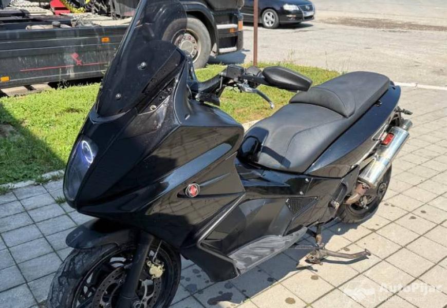 gilera_gp850_3_polovni_automobili_autopijac.rs