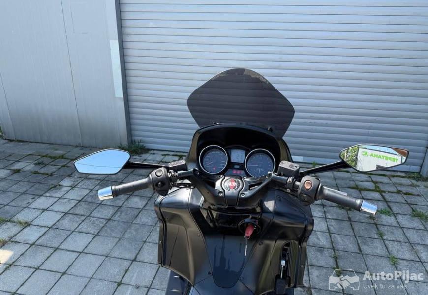 gilera_gp850_9_polovni_automobili_autopijac.rs