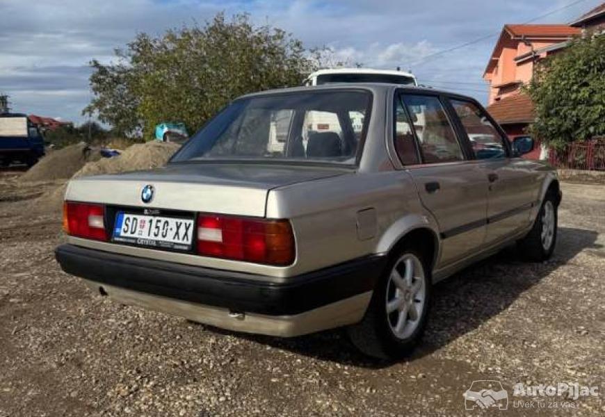 bmw_318_kockica_7_polovni_automobili_autopijac.rs