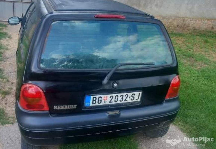 na_prodaju_registrovan_godinu_dana_10_polovni_automobili_autopijac.rs