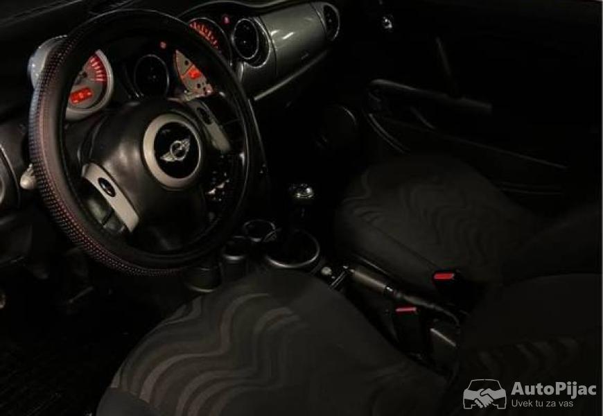 14_dizel_tek_reg_mini_3_polovni_automobili_autopijac.rs