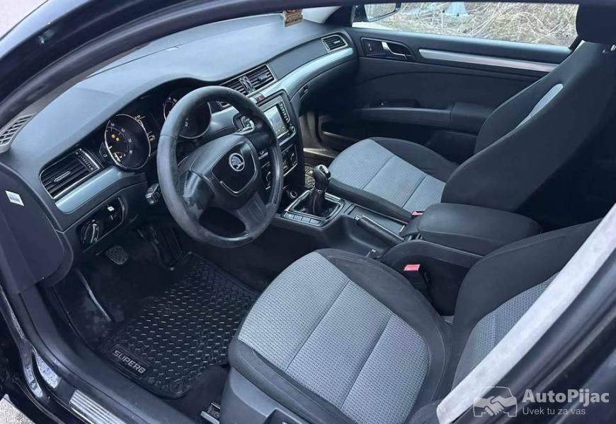 skoda_superb_2009_godiste_3_polovni_automobili_autopijac.rs