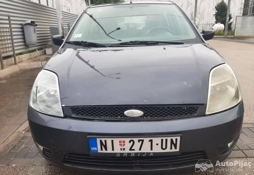 ford_fiesta_2003god_999_eura_reg125_benzin55_kw5_v_9_polovni_automobili_autopijac.rs