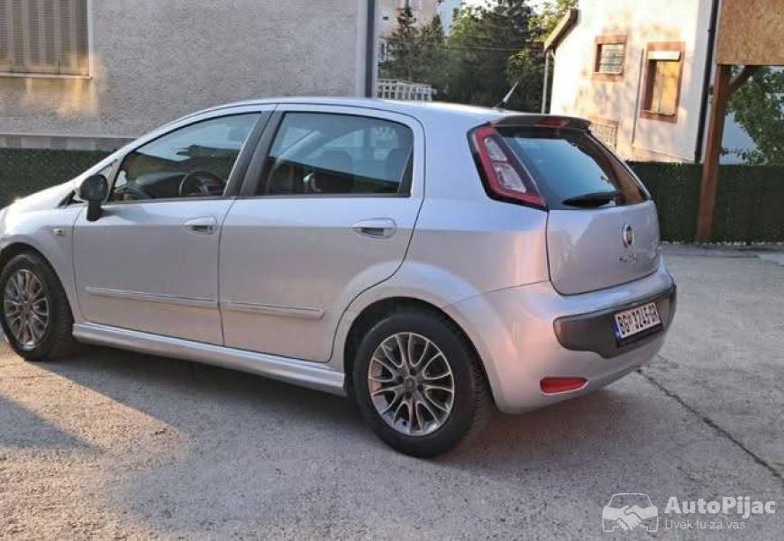 rsd3850_4_polovni_automobili_autopijac.rs