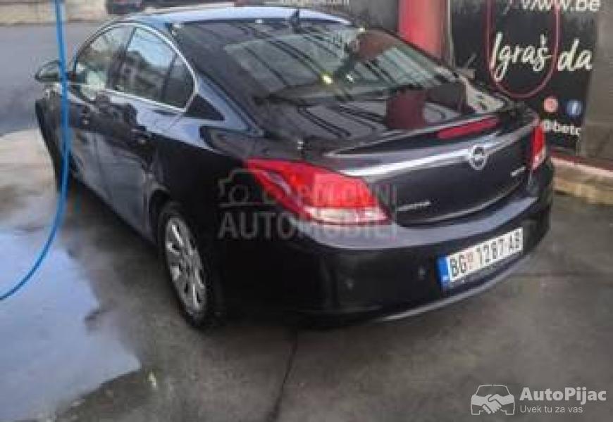 opel_insignia_sport_automatik_limuna_2_polovni_automobili_autopijac.rs