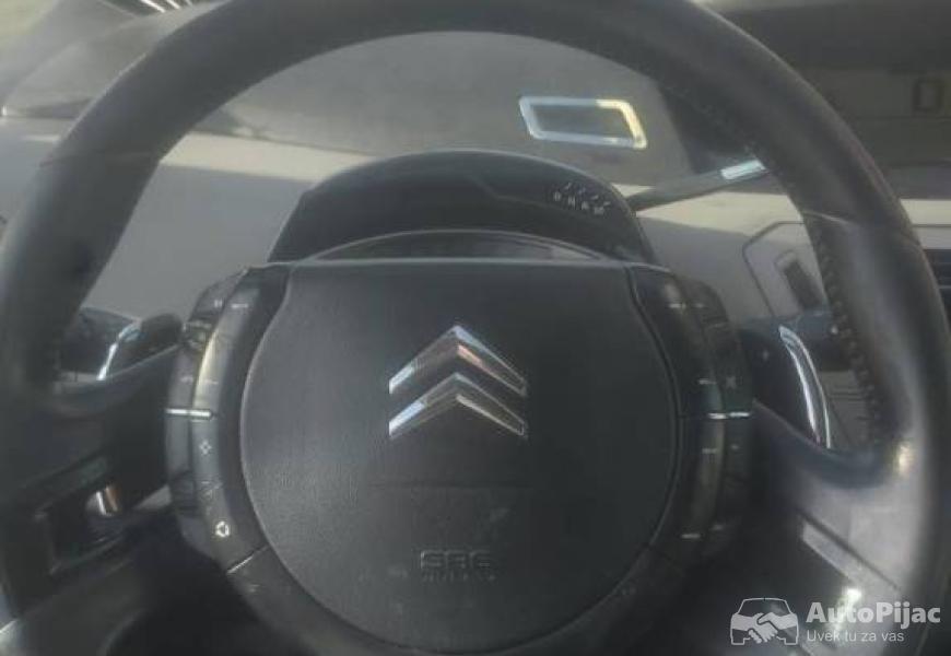 citron_c4_pikaso_3_polovni_automobili_autopijac.rs
