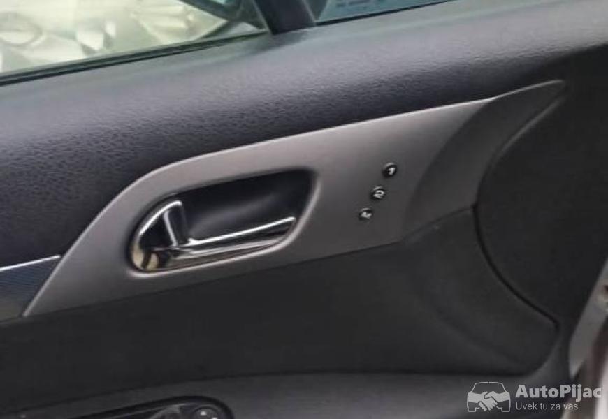 peugeot_407_sw_20_hdi_100kw_2005god_dugo_registrov_15_polovni_automobili_autopijac.rs