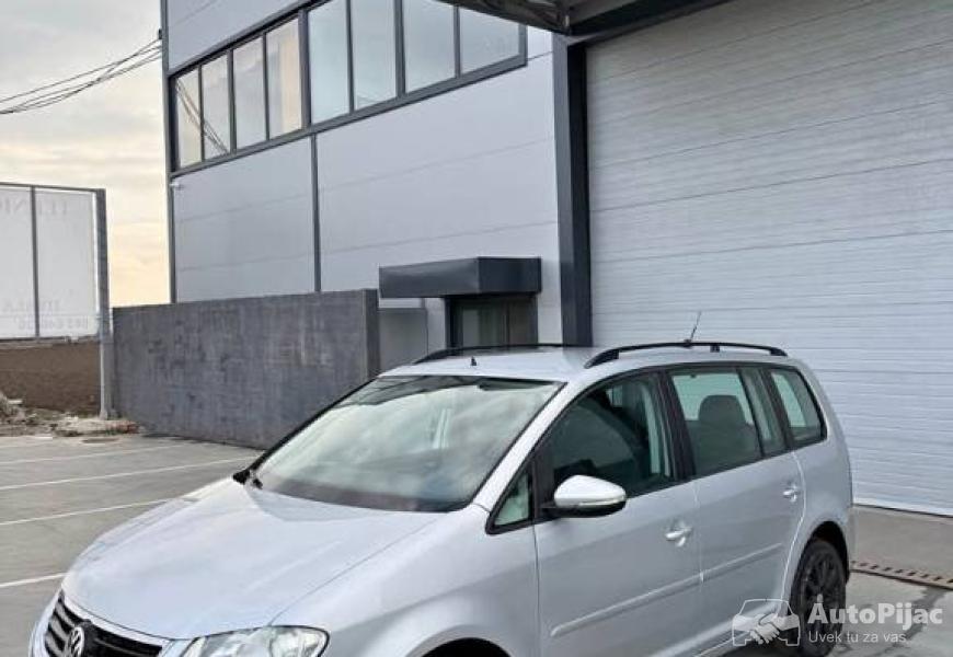 vw_turan_2009_1_polovni_automobili_autopijac.rs