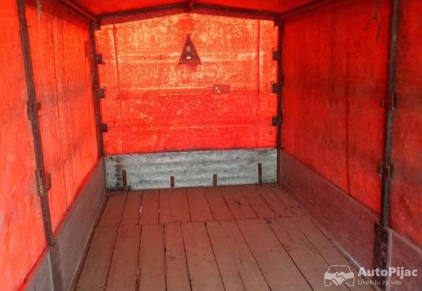 sanduk_u_odlicnom_stanju_470_metra_3_polovni_automobili_autopijac.rs