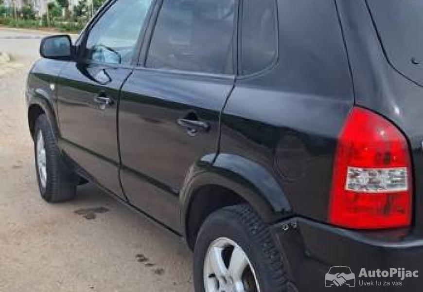 hyndai_tucson_20_benzinplin_4_polovni_automobili_autopijac.rs
