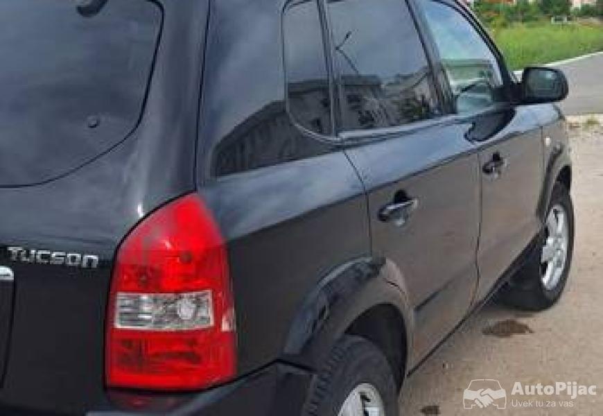 hyndai_tucson_20_benzinplin_6_polovni_automobili_autopijac.rs