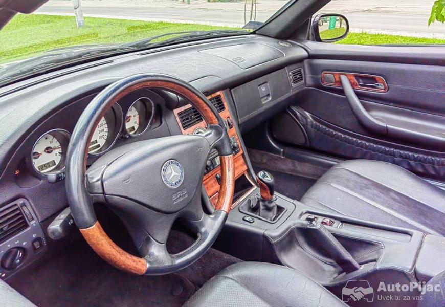mercedes_slk_200_kompresor_fabricko_stanje_9_polovni_automobili_autopijac.rs