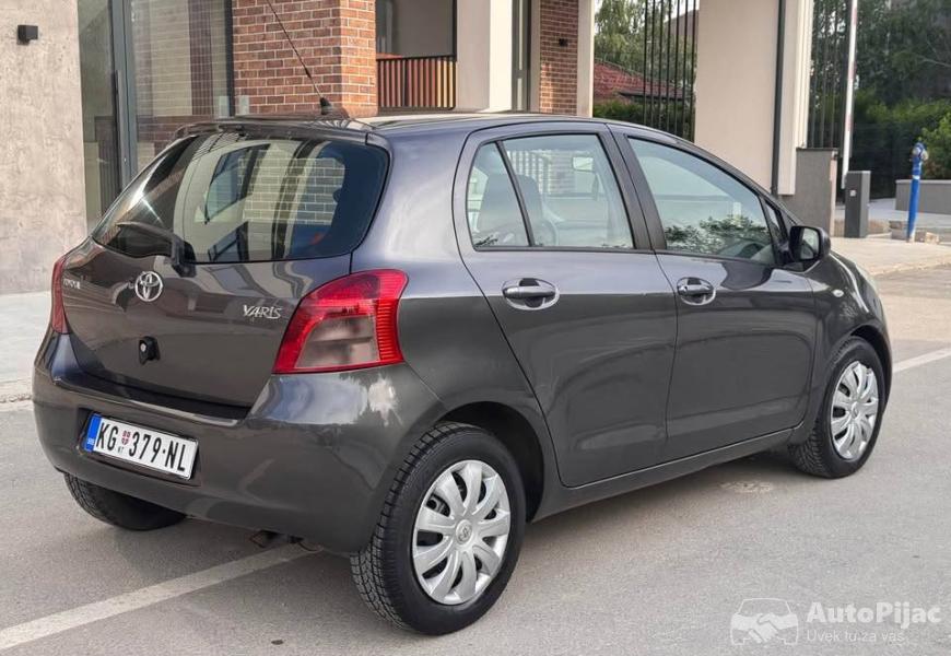 toyota_yaris_13_vvti_022027_reg_nova_extra_5_polovni_automobili_autopijac.rs