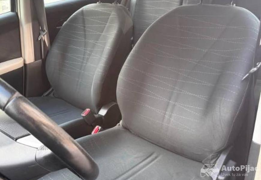 toyota_yaris_13_vvti_022027_reg_nova_extra_7_polovni_automobili_autopijac.rs