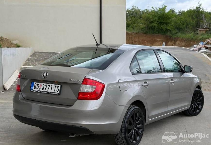 skoda_rapid_14_tdi_2015_automatik_4_polovni_automobili_autopijac.rs