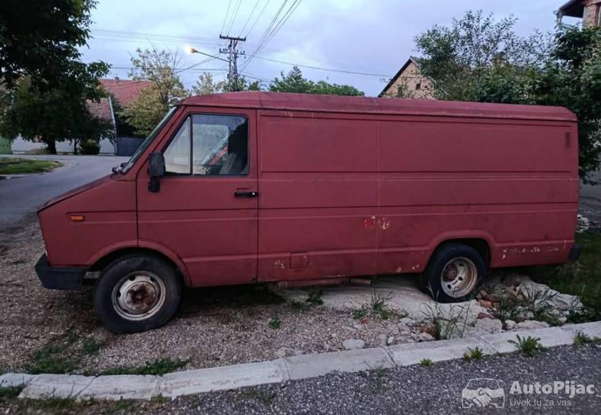 zastavarival_4_polovni_automobili_autopijac.rs