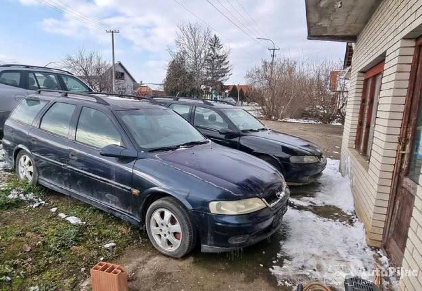 dve_opel_vecere_20dti_1_polovni_automobili_autopijac.rs